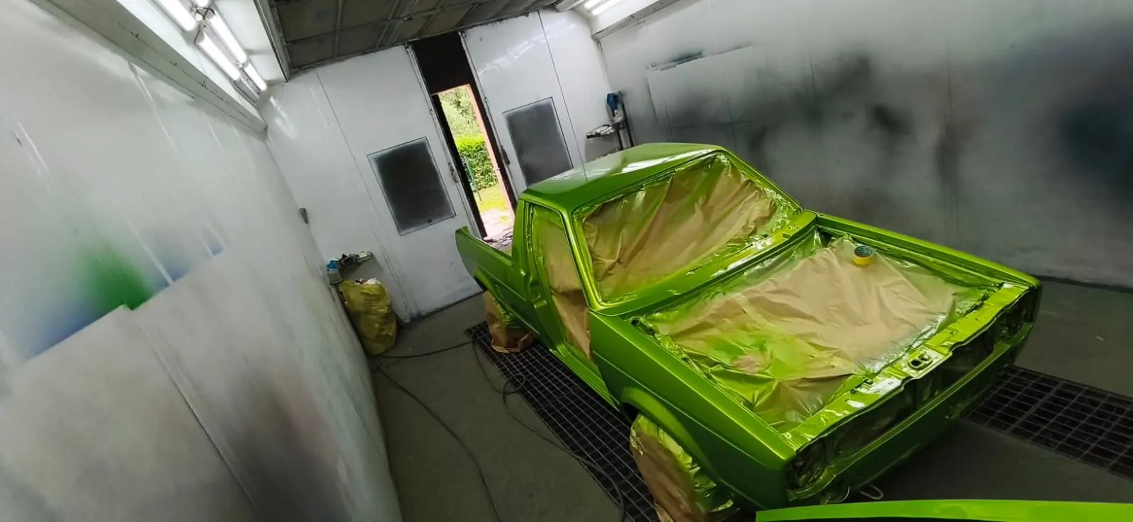 Pickup – odbudowa nadwozia i lakierowanie – etap 7