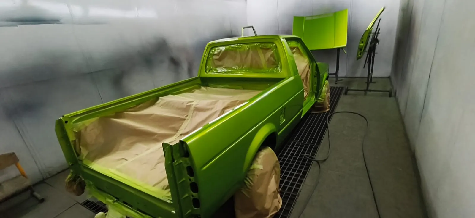 Pickup – odbudowa nadwozia i lakierowanie – etap 11